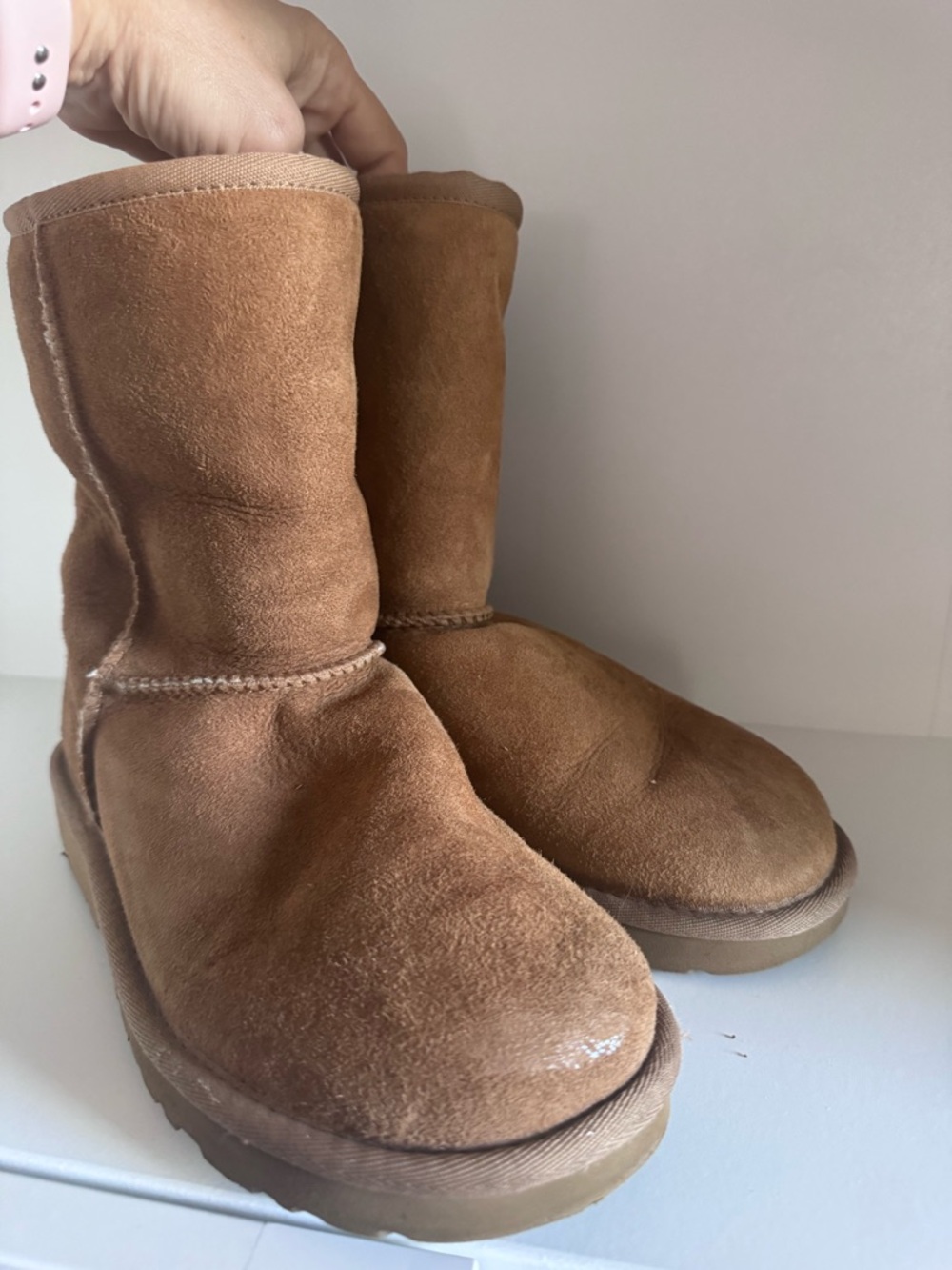 UGG Classic Short Boot in Chestnut Brown
